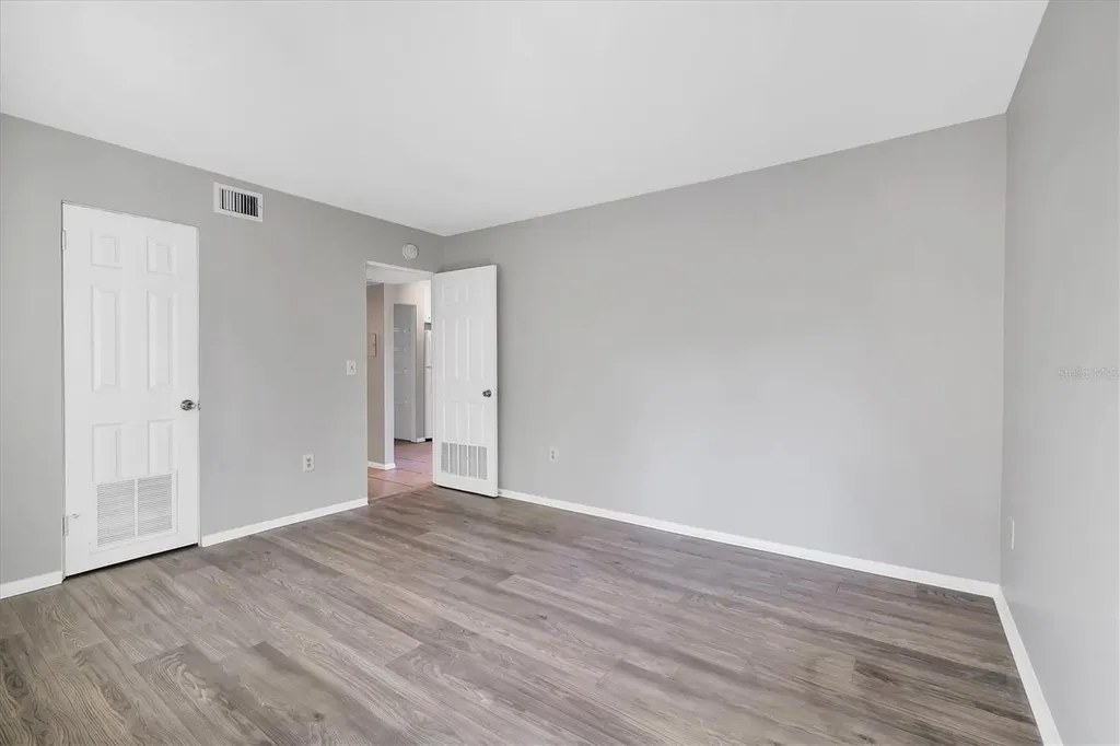 2304 Ringling Boulevard Sarasota FL 34237