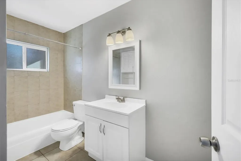 2304 Ringling Boulevard Sarasota FL 34237