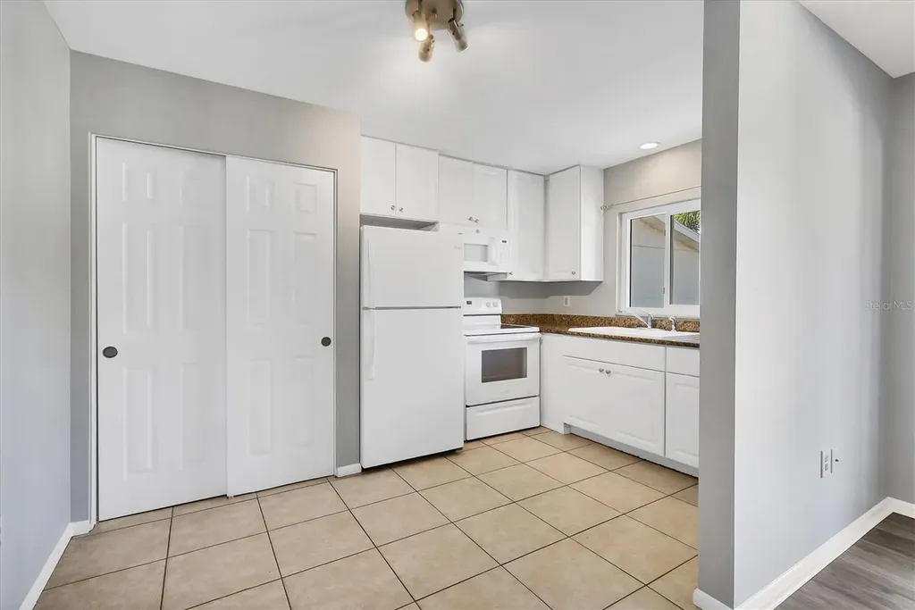 2304 Ringling Boulevard Sarasota FL 34237