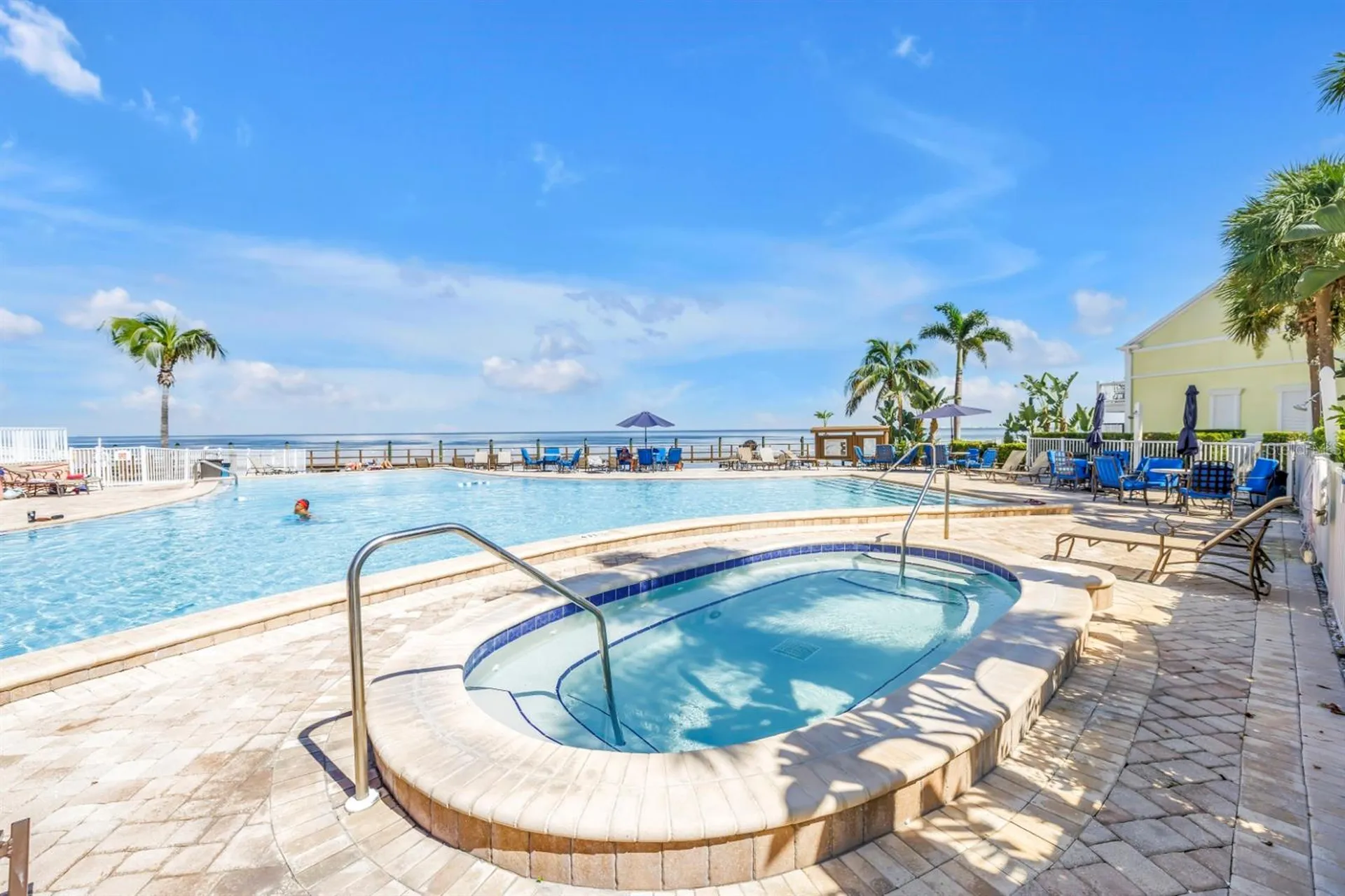 5102 Coquina Key Drive SE St Petersburg FL 33705