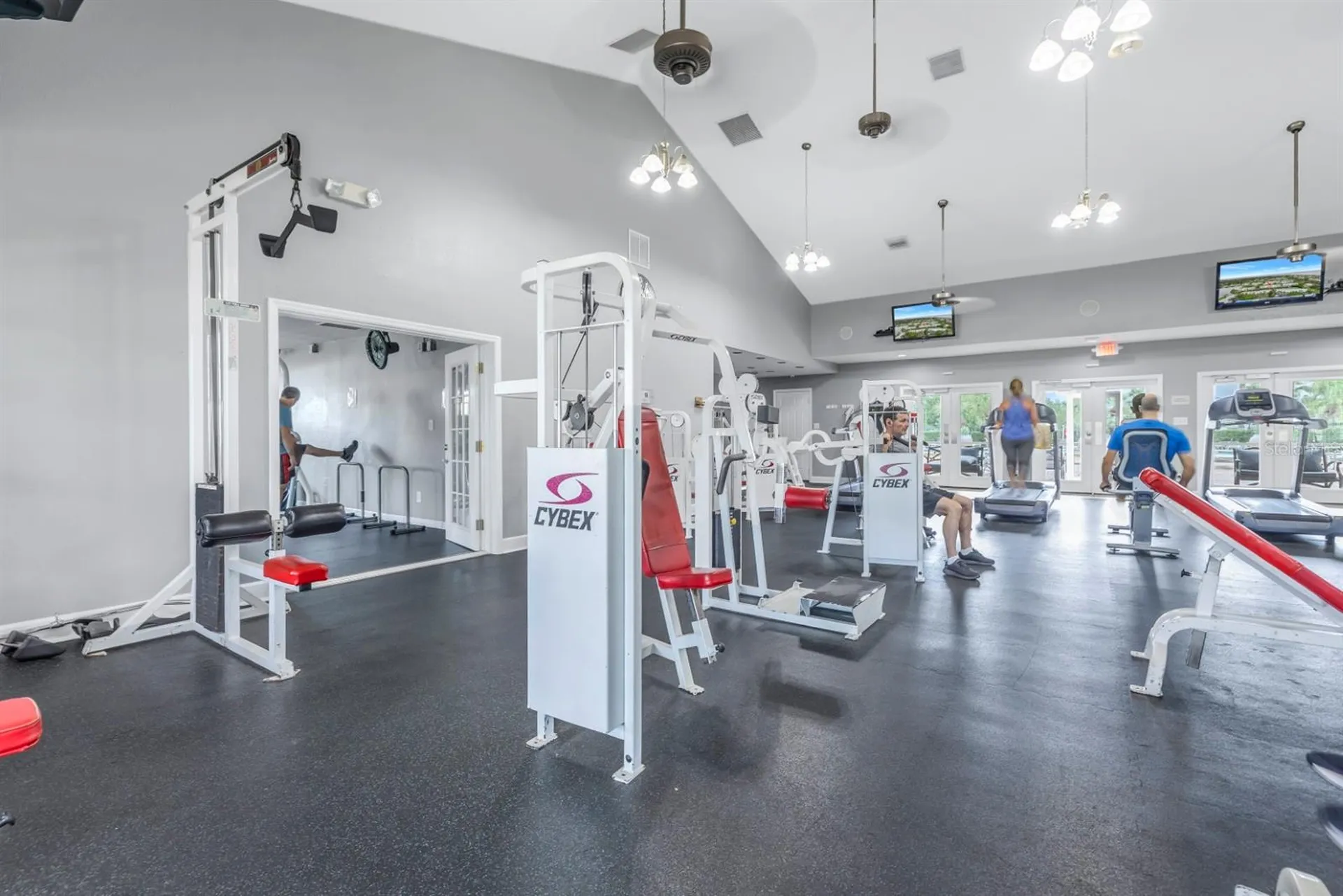 5102 Coquina Key Drive SE St Petersburg FL 33705