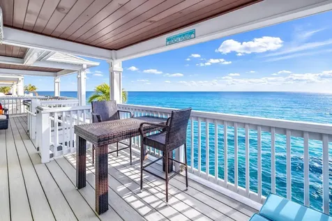 5102 Coquina Key Drive SE St Petersburg FL 33705