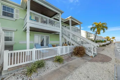 5102 Coquina Key Drive SE St Petersburg FL 33705