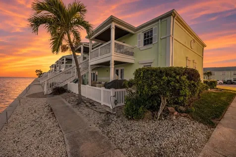 5102 Coquina Key Drive SE St Petersburg FL 33705