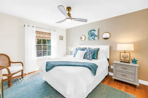 5102 Coquina Key Drive SE St Petersburg FL 33705