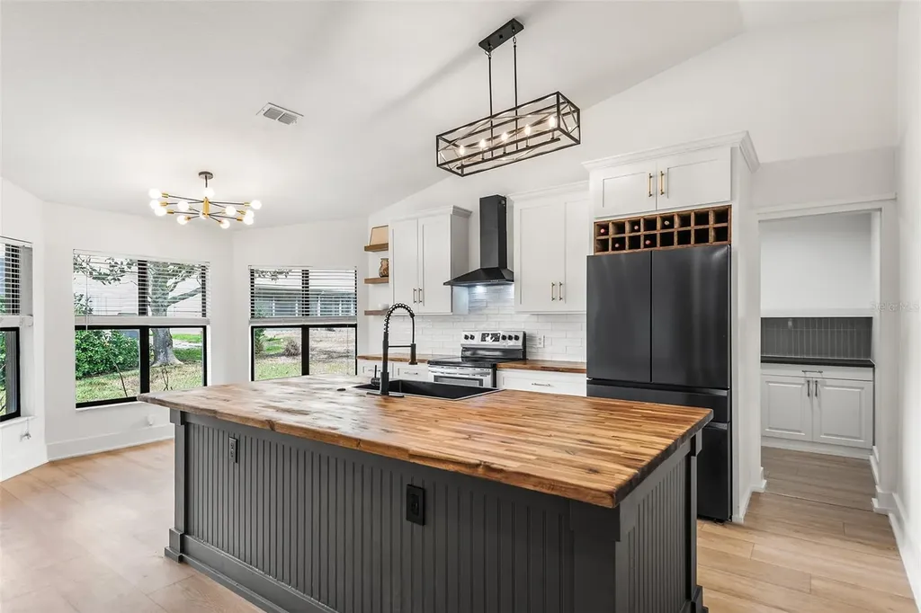 8353 Pavilion Drive Hudson FL 34667