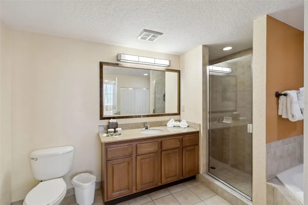 12527 Floridays Resort Drive Orlando FL 32821