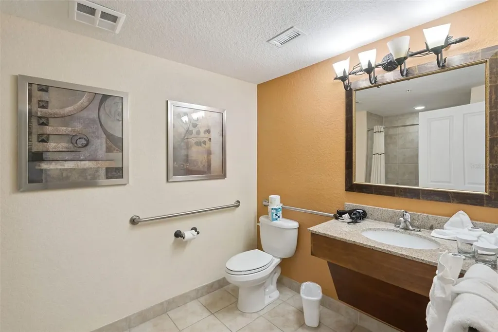 12527 Floridays Resort Drive Orlando FL 32821