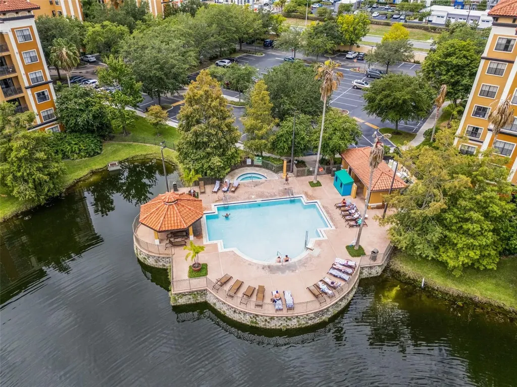 12527 Floridays Resort Drive Orlando FL 32821