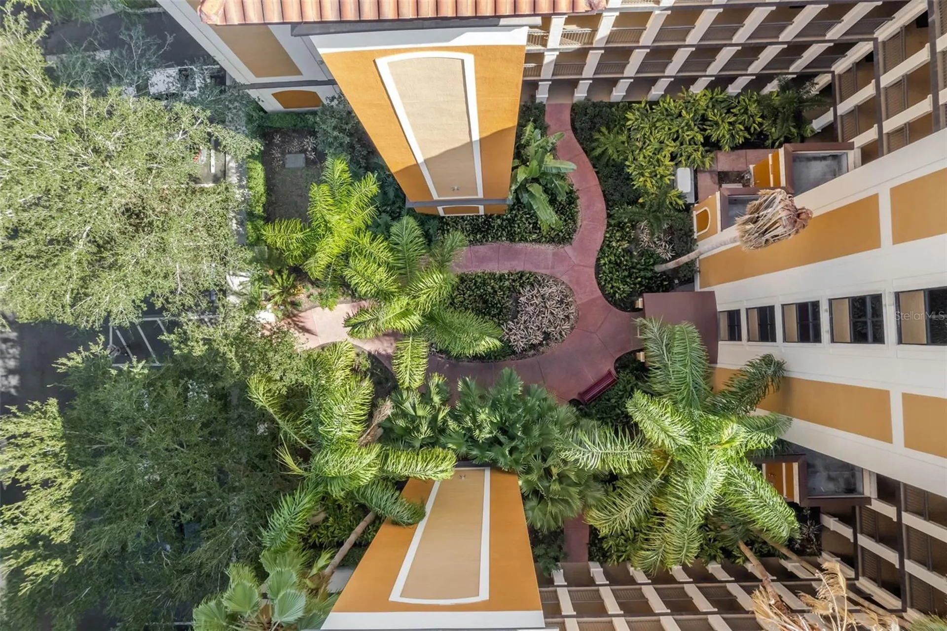 12527 Floridays Resort Drive Orlando FL 32821
