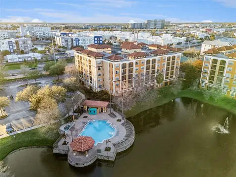 12527 Floridays Resort Drive Orlando FL 32821