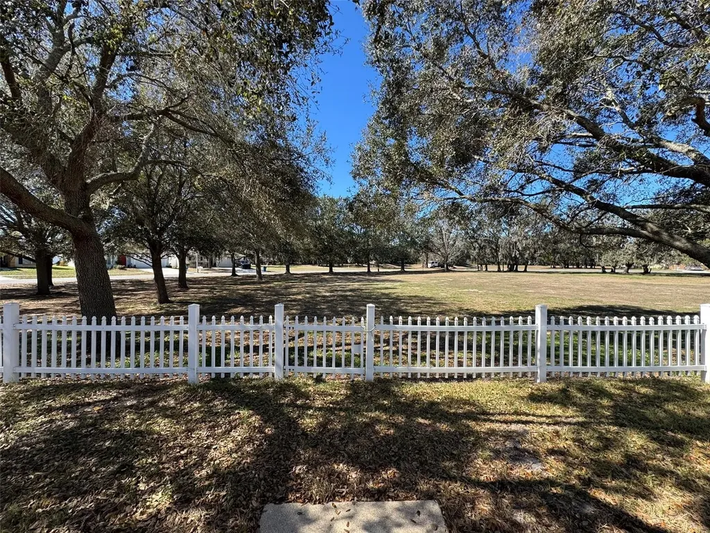 635 White Flower Way Brooksville FL 34604