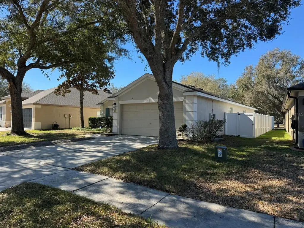 635 White Flower Way Brooksville FL 34604
