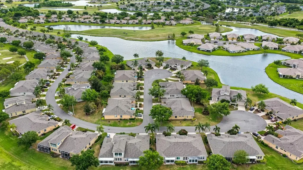 1007 Chelsea Greens Court Sun City Center FL 33573