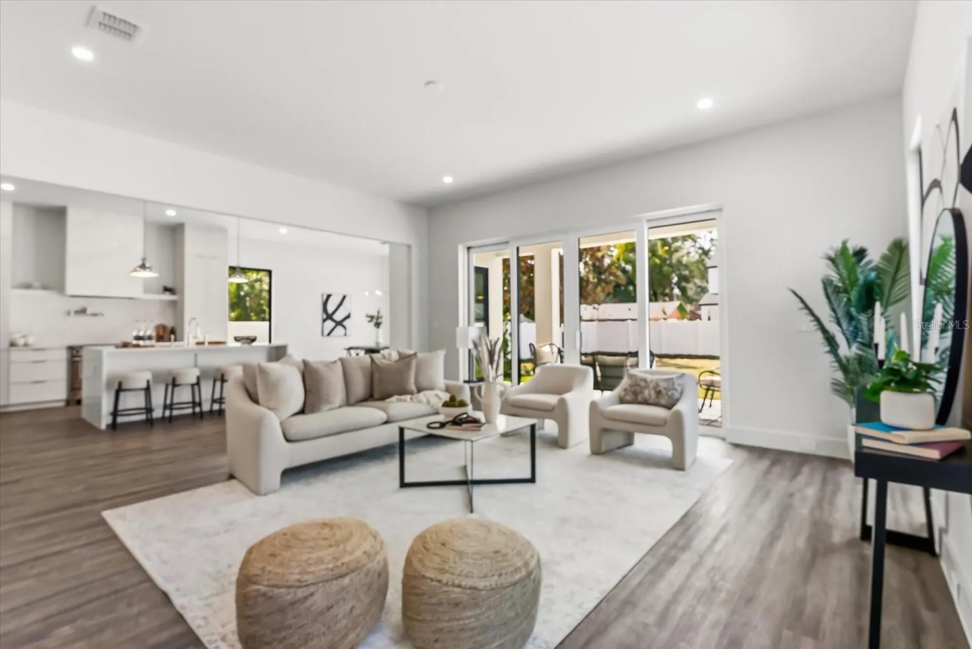 1320 Cloverlawn Avenue Orlando FL 32806