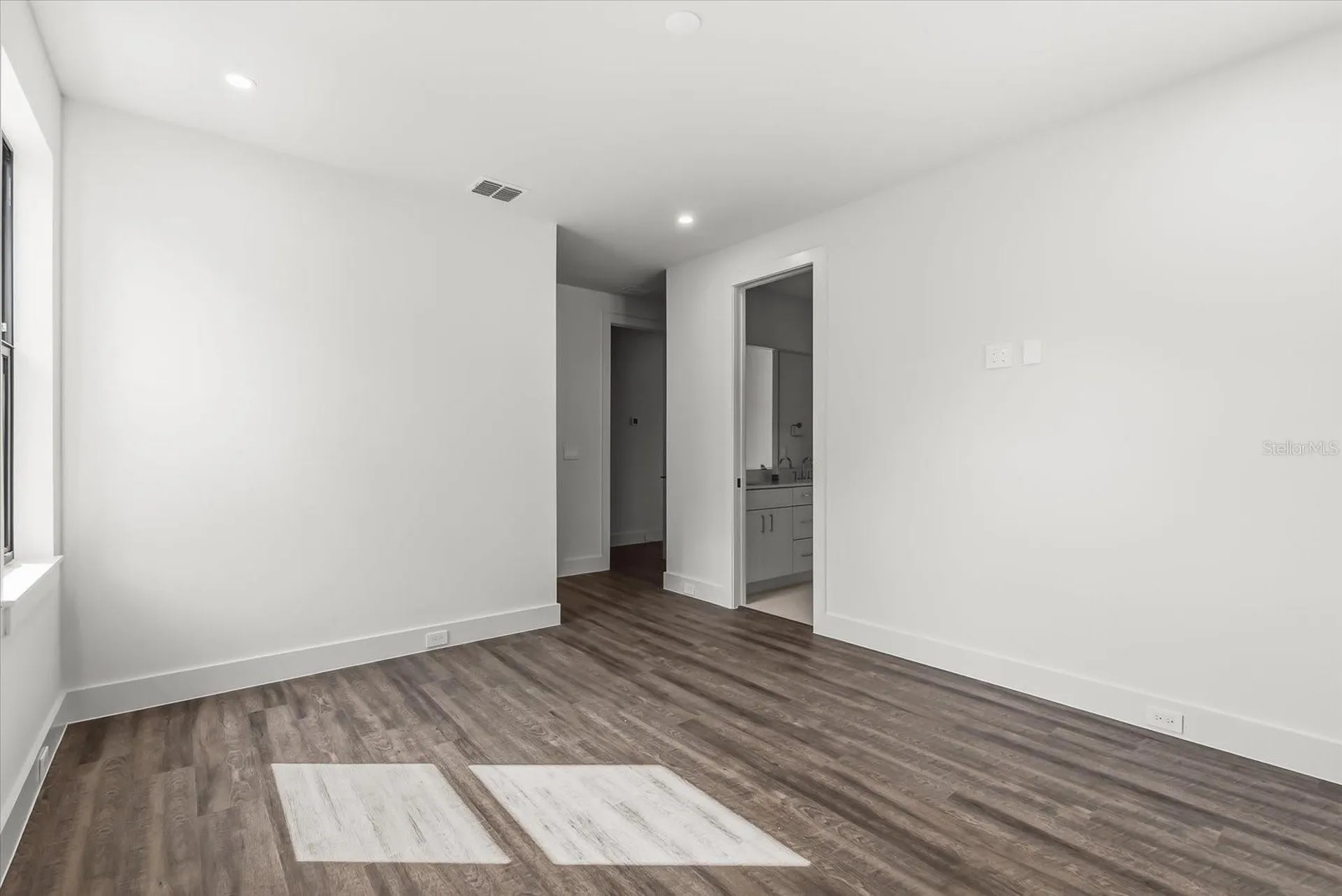 1320 Cloverlawn Avenue Orlando FL 32806