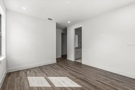 1320 Cloverlawn Avenue Orlando FL 32806