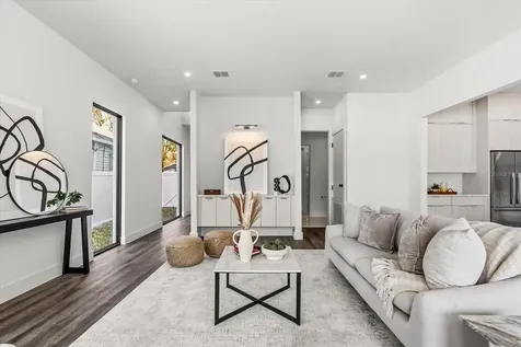 1320 Cloverlawn Avenue Orlando FL 32806