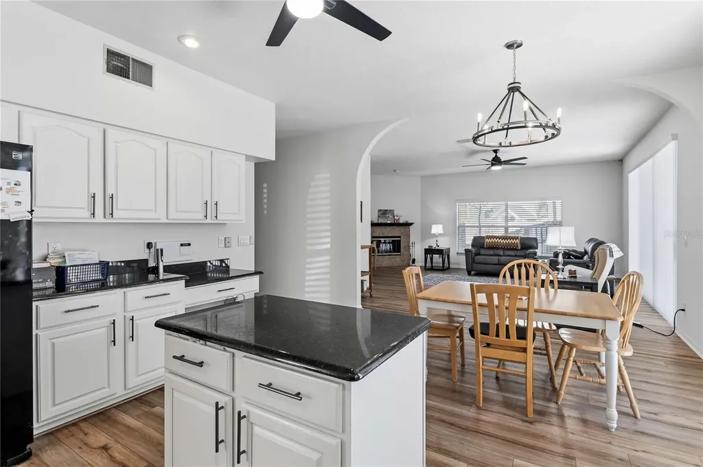 2419 Point O Woods Court Oviedo FL 32765