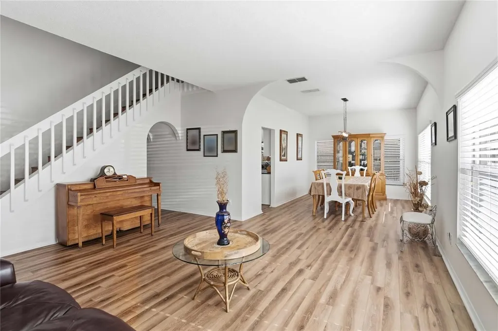 2419 Point O Woods Court Oviedo FL 32765