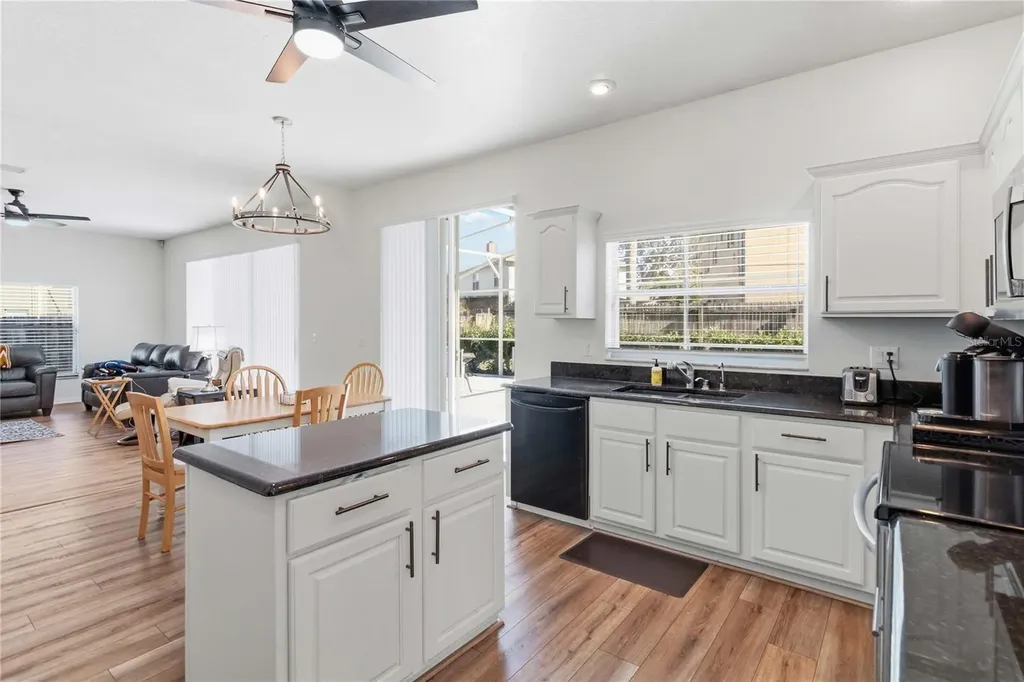 2419 Point O Woods Court Oviedo FL 32765