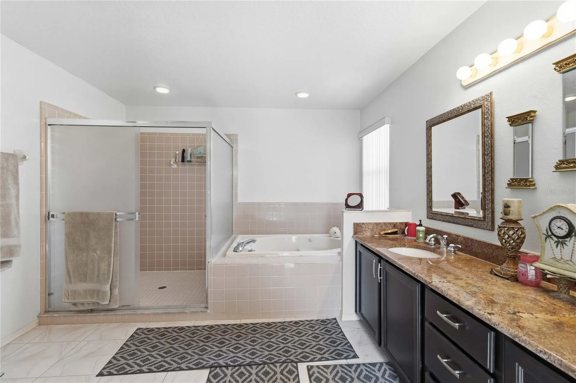 2419 Point O Woods Court Oviedo FL 32765