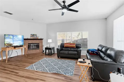 2419 Point O Woods Court Oviedo FL 32765