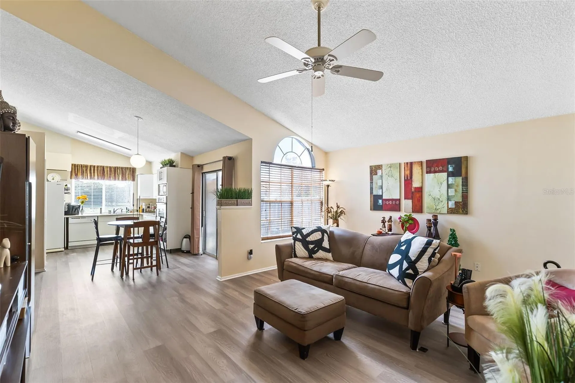 9808 Surrey Ridge Road Orlando FL 32825