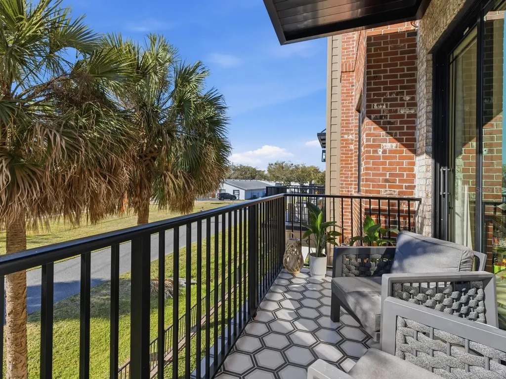 64 N Park Avenue Winter Garden FL 34787