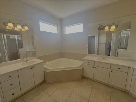 4940 SW 63rd Loop Ocala FL 34474