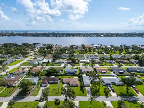 743 Knollview Boulevard Ormond Beach FL 32174