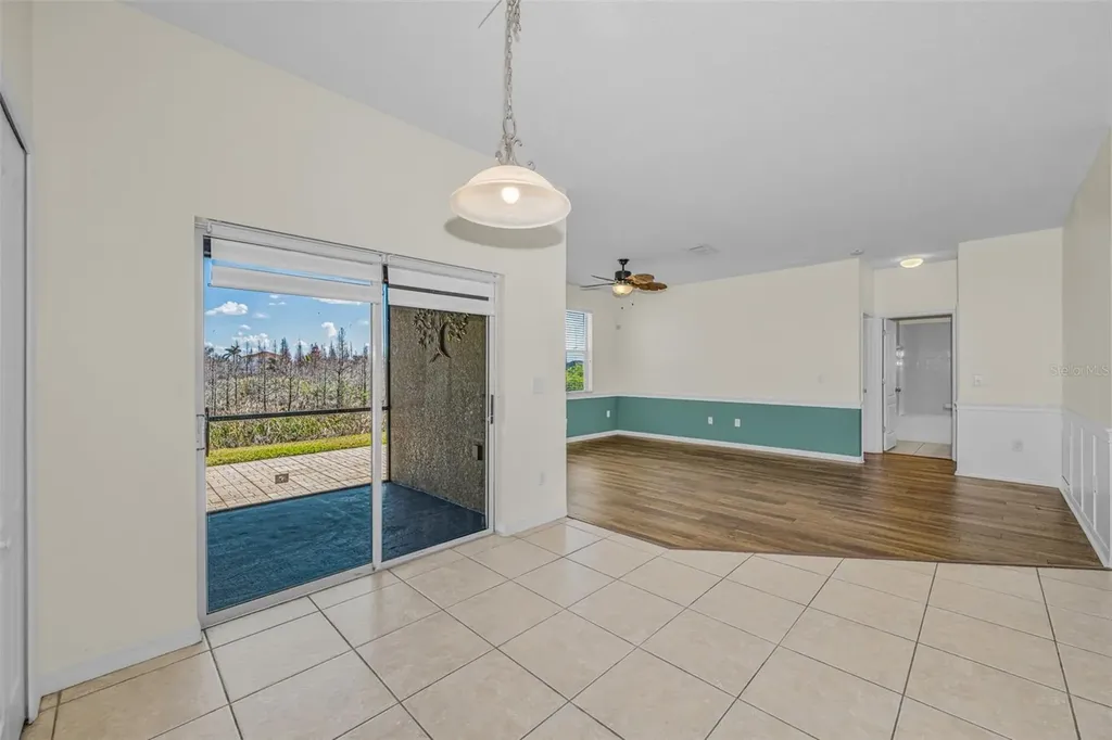 521 Vista Ridge Drive Ruskin FL 33570