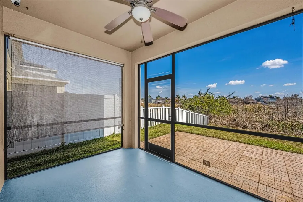 521 Vista Ridge Drive Ruskin FL 33570