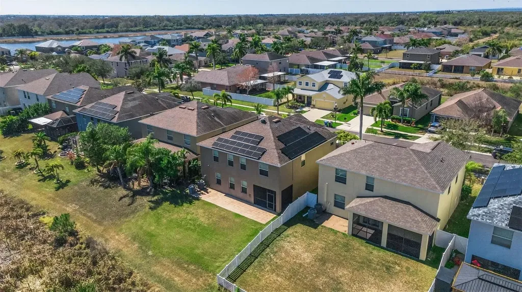 521 Vista Ridge Drive Ruskin FL 33570