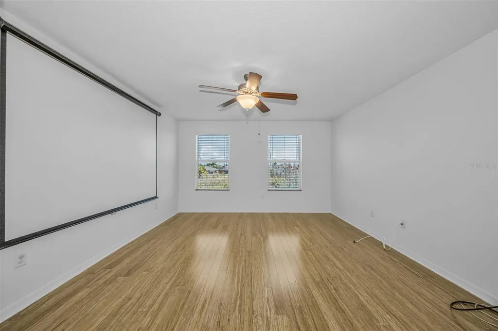 521 Vista Ridge Drive Ruskin FL 33570