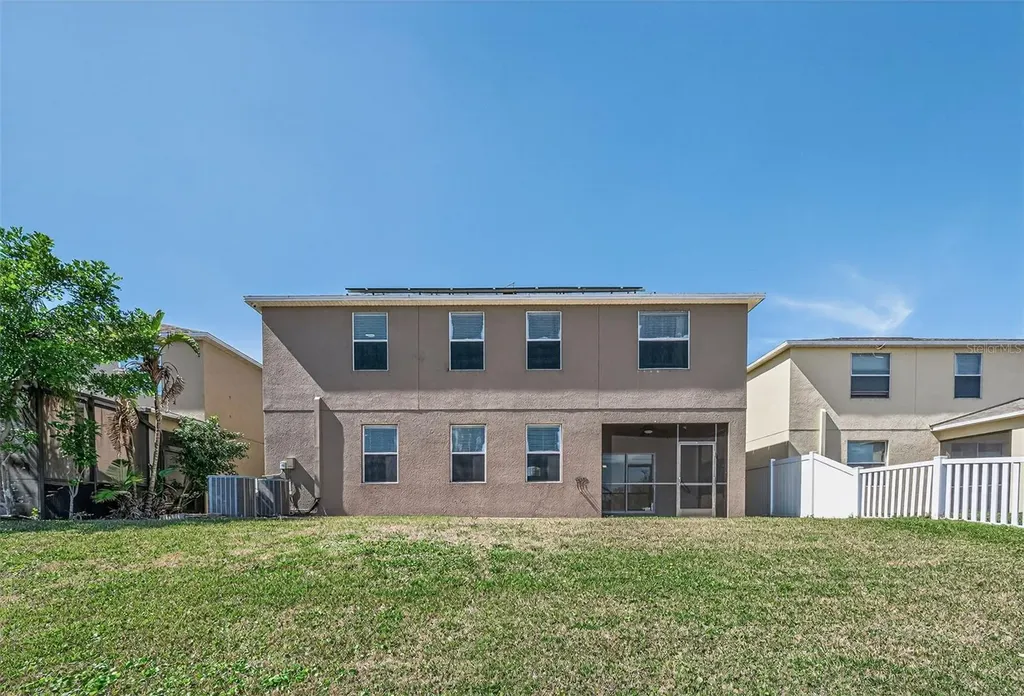521 Vista Ridge Drive Ruskin FL 33570