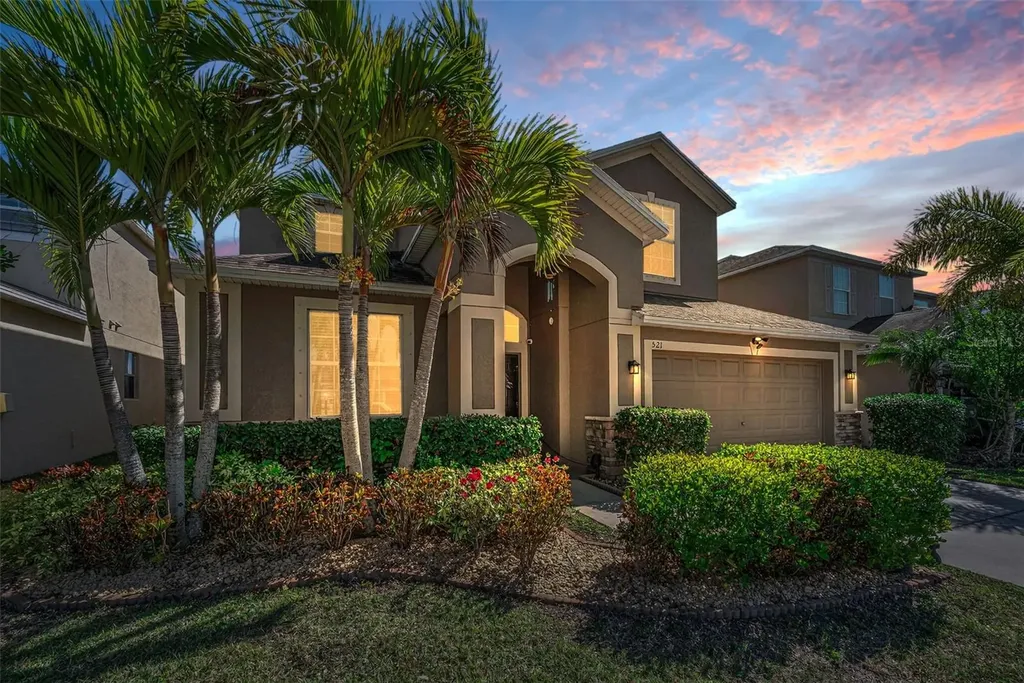 521 Vista Ridge Drive Ruskin FL 33570