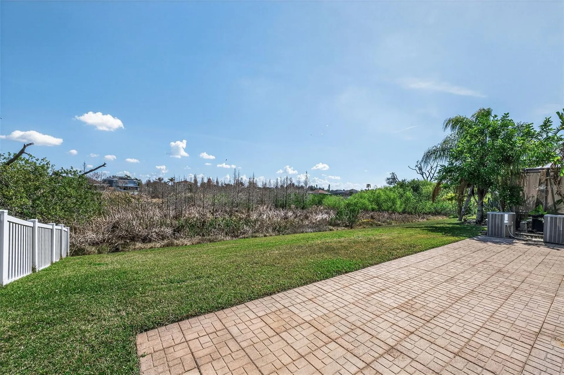 521 Vista Ridge Drive Ruskin FL 33570