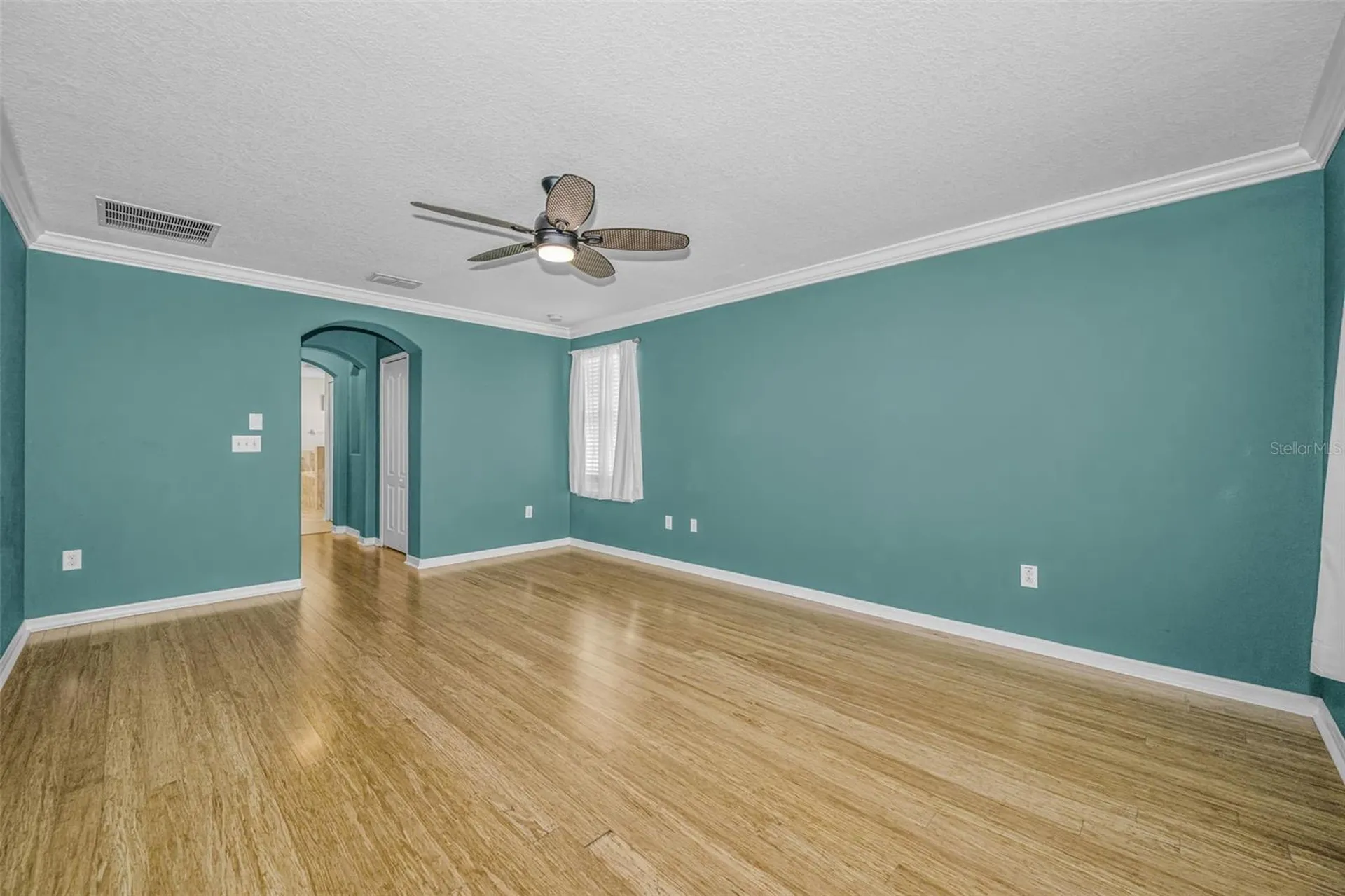 521 Vista Ridge Drive Ruskin FL 33570