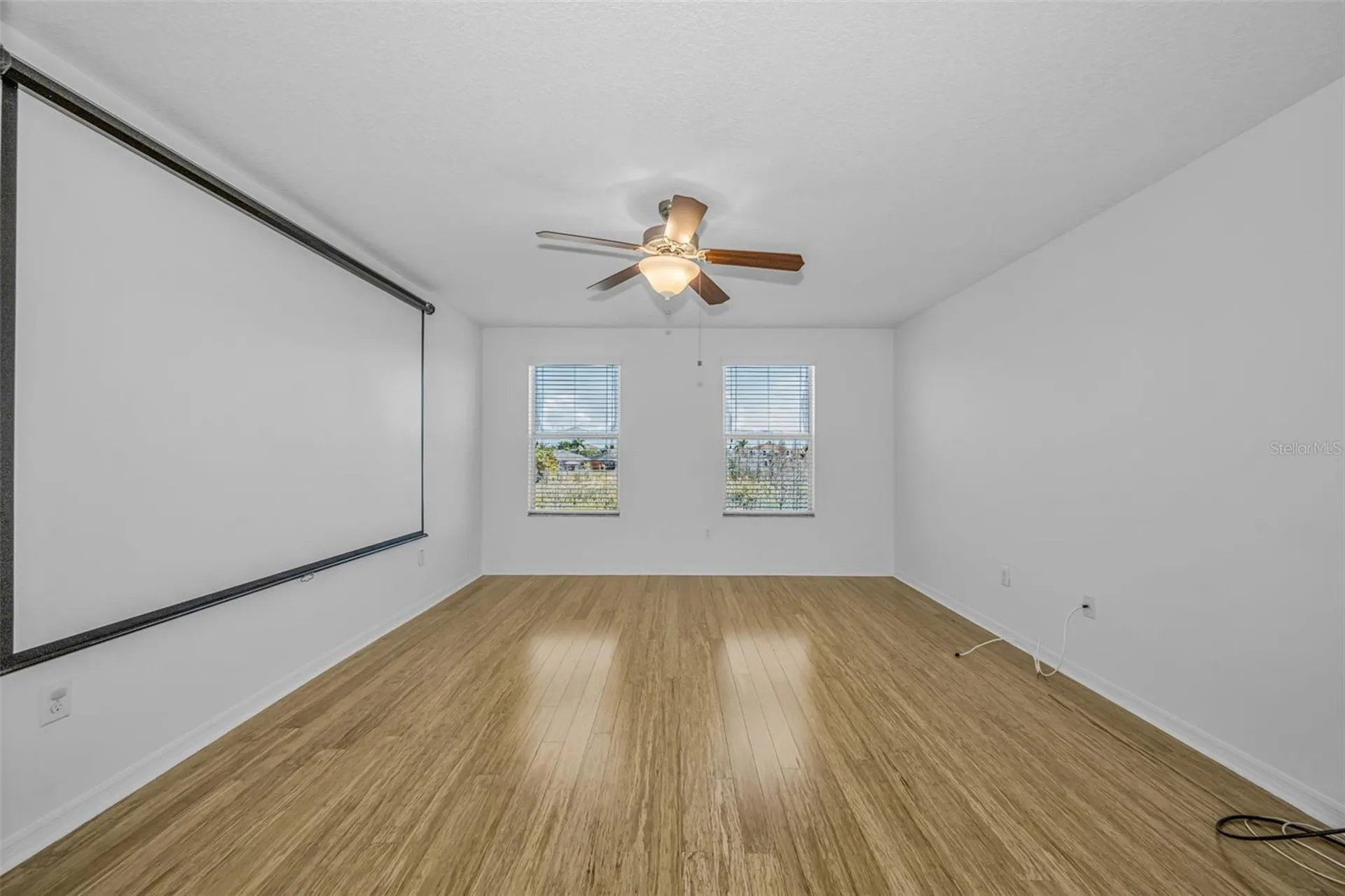 521 Vista Ridge Drive Ruskin FL 33570
