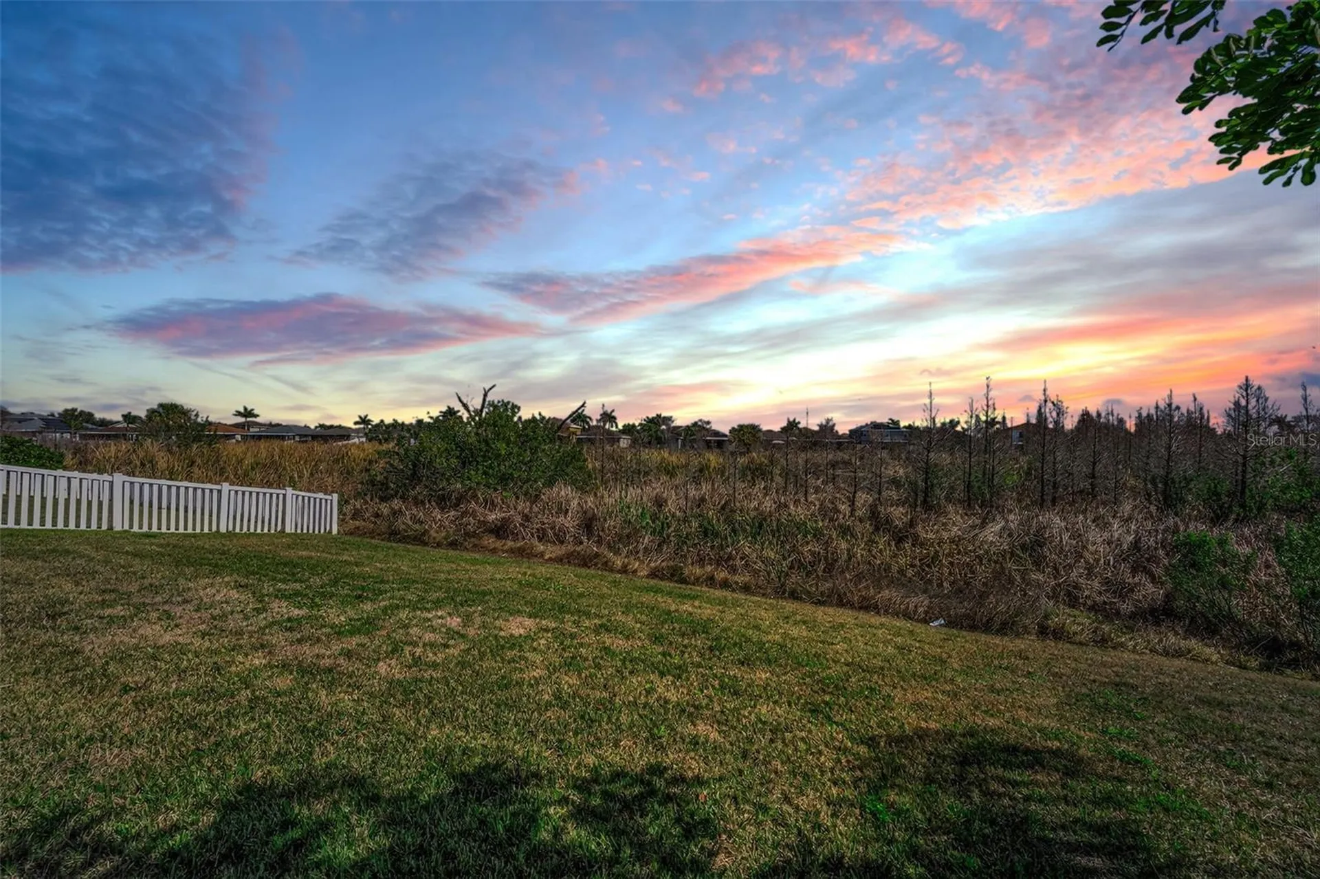 521 Vista Ridge Drive Ruskin FL 33570