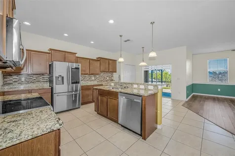 521 Vista Ridge Drive Ruskin FL 33570