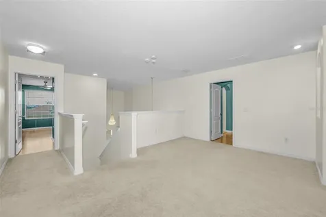 521 Vista Ridge Drive Ruskin FL 33570