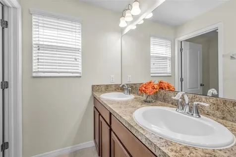 521 Vista Ridge Drive Ruskin FL 33570