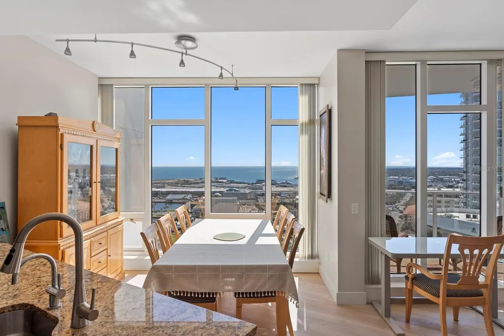 175 1st Street S St Petersburg FL 33701