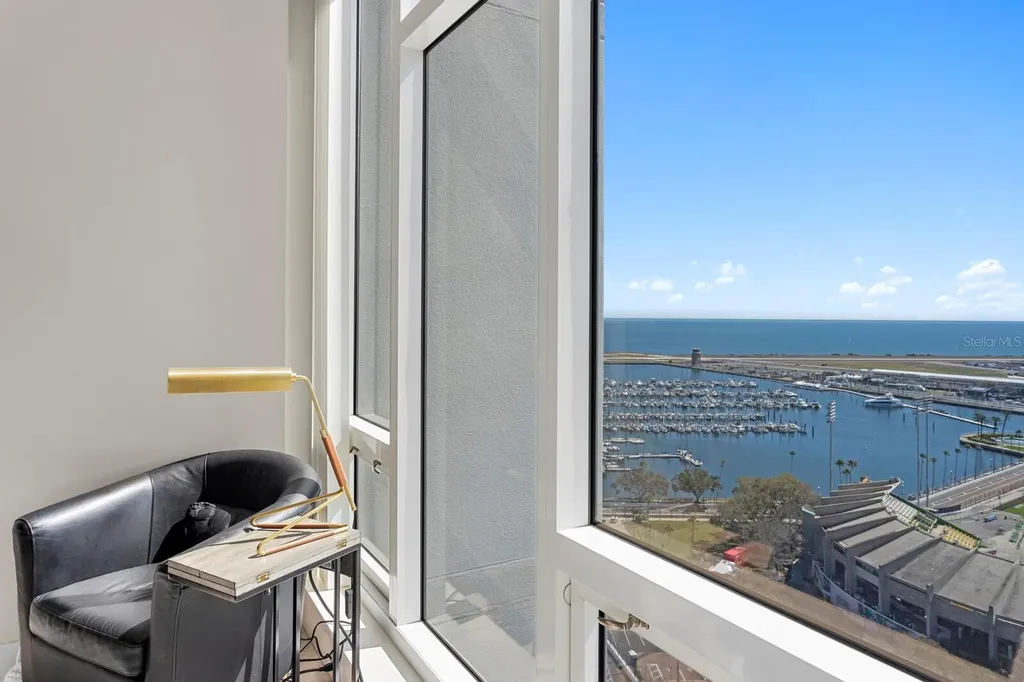 175 1st Street S St Petersburg FL 33701