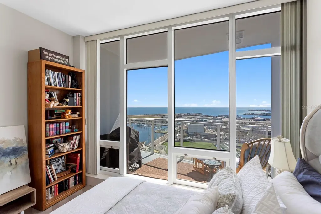 175 1st Street S St Petersburg FL 33701