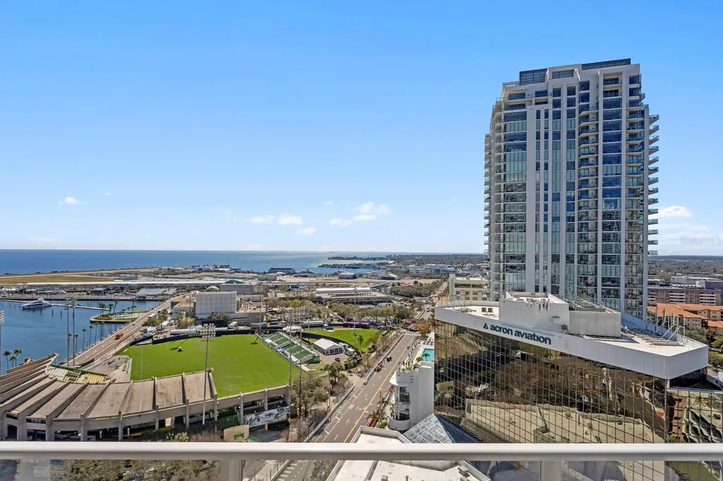 175 1st Street S St Petersburg FL 33701