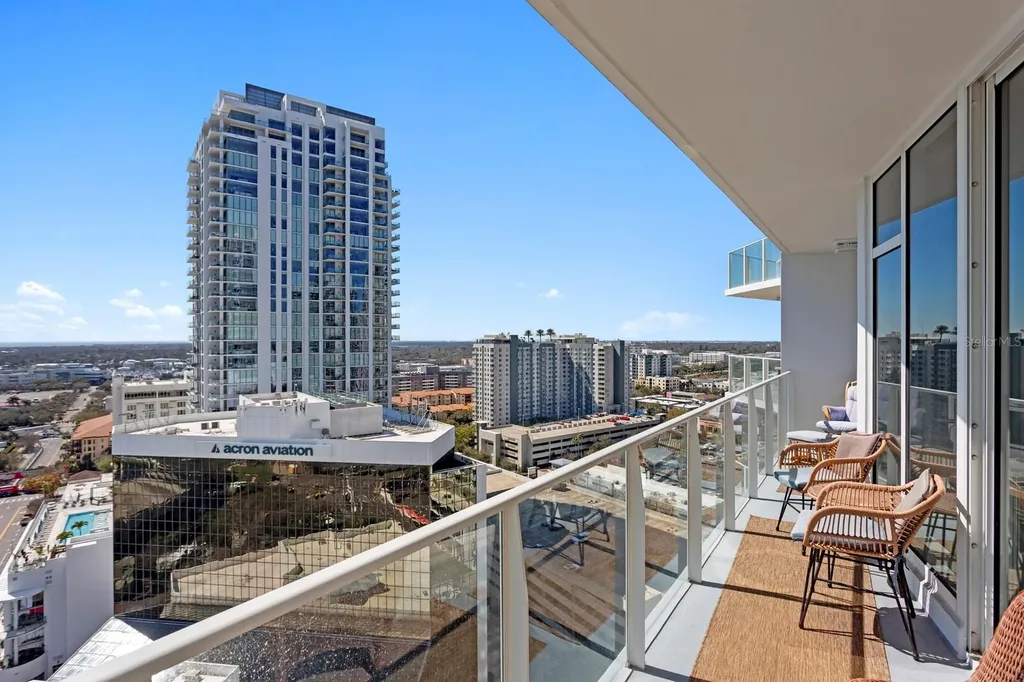 175 1st Street S St Petersburg FL 33701