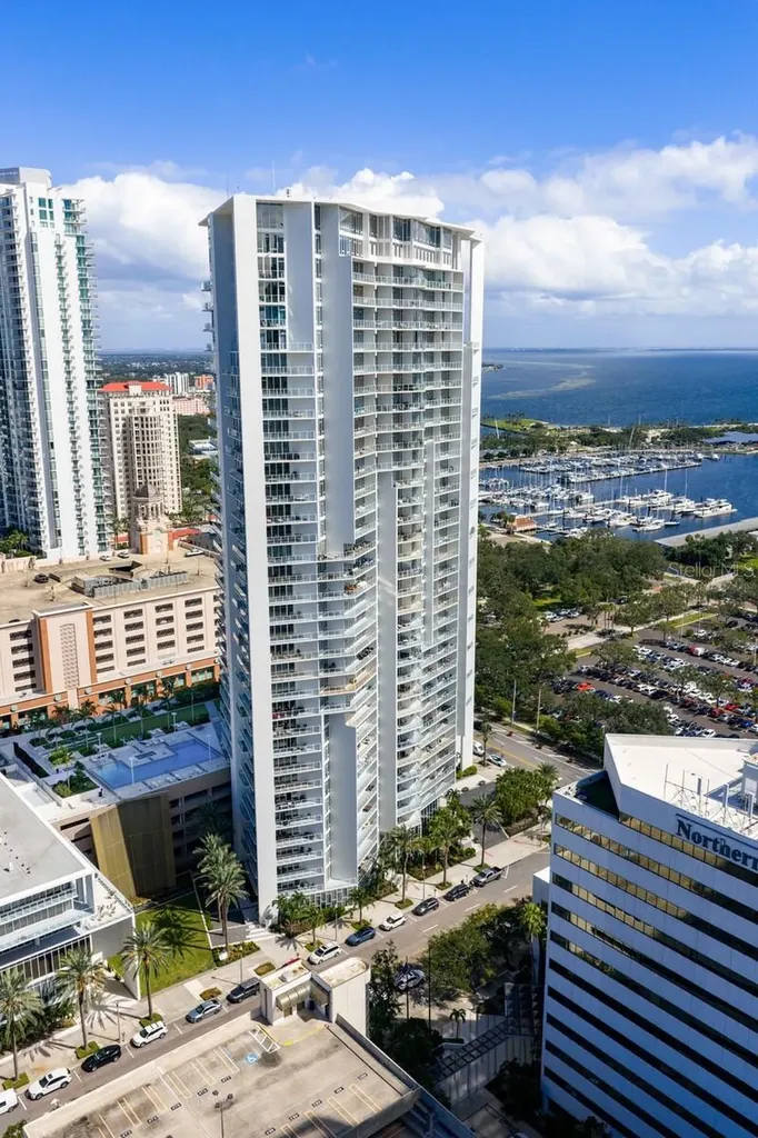 175 1st Street S St Petersburg FL 33701